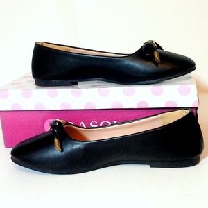 Rasolli Black Flats Womens Shoes Size 7 NEW